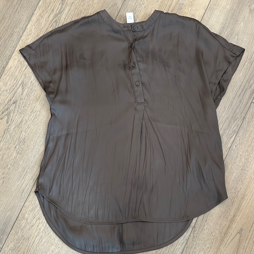 Elegant Gray Women's Top